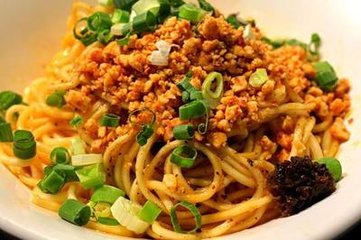 陜西面食好吃的訣竅在這，油潑辣子做的好，面食咋做都好吃！