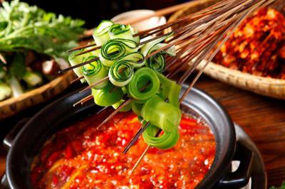 四川串串香技術培訓學校哪里好？營養健康的搭配方式