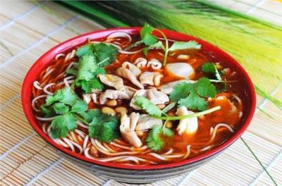 正宗面食技術培訓哪里好？面食技術培訓費用解析：