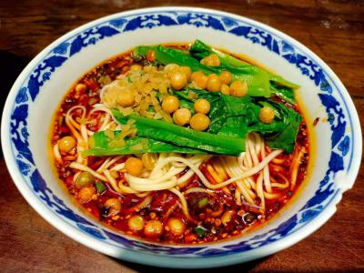 成都蜀味緣餐飲技術(shù)培訓(xùn)學(xué)校：學(xué)各種面食技術(shù)培訓(xùn)多少錢(qián)？